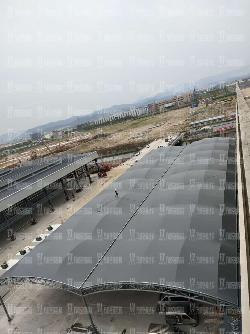 奉化方橋農(nóng)副膜結(jié)構(gòu)雨棚工程項(xiàng)目竣工 奉化方橋農(nóng)副膜結(jié)構(gòu)雨棚工程項(xiàng)目竣工