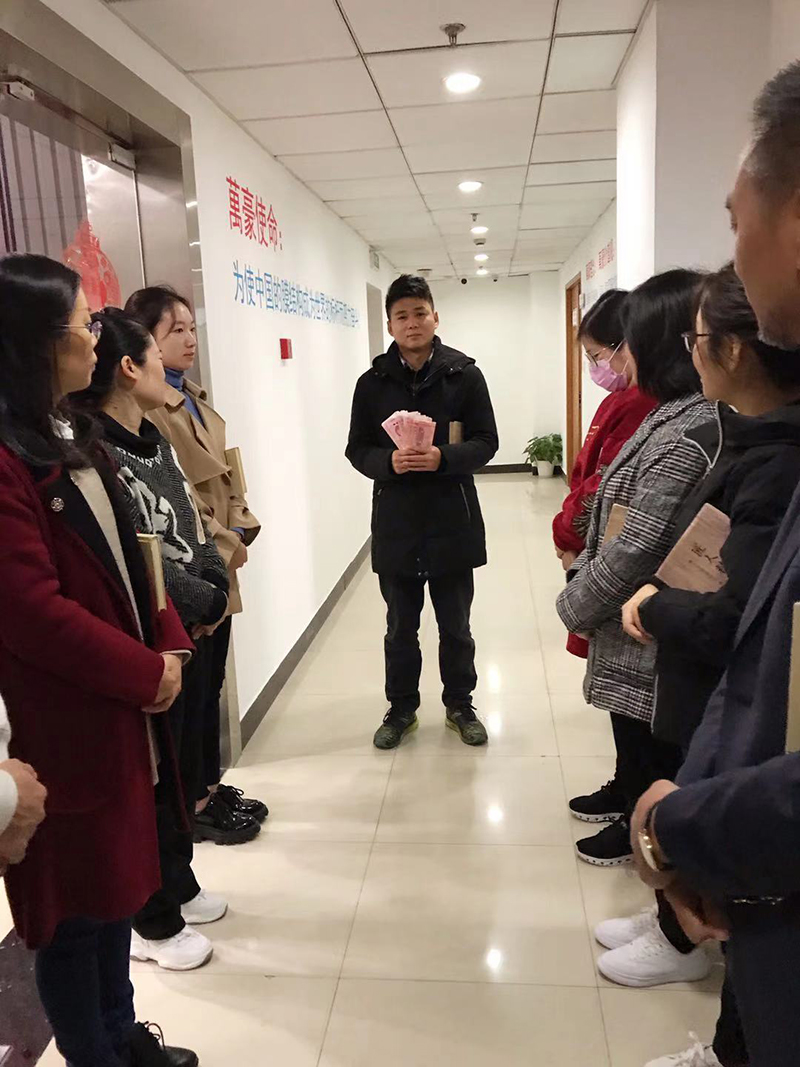 萬豪空間結構福利：給辛勤付出的優(yōu)秀員工現(xiàn)金獎勵