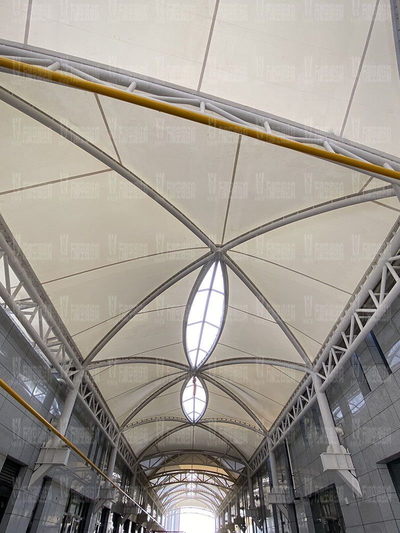 新泰卓越·財(cái)富廣場(chǎng)膜結(jié)構(gòu)項(xiàng)目竣工