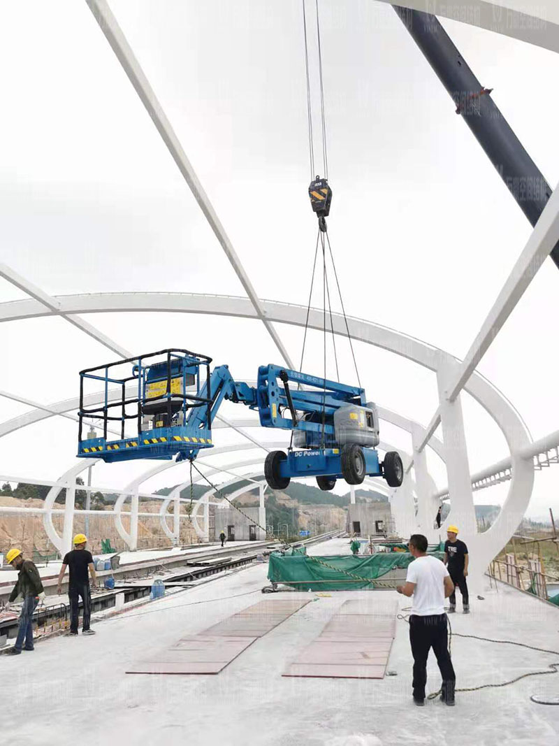 清遠(yuǎn)磁懸浮項目蓮湖車站鋼-膜結(jié)構(gòu)工程鋼結(jié)構(gòu)防火涂料完工