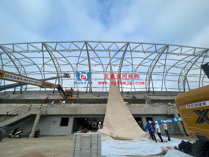 龍泉市體育場(chǎng)鋼膜結(jié)構(gòu)工程完工 龍泉市體育場(chǎng)鋼膜結(jié)構(gòu)工程完工