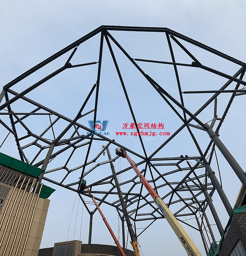 文一塘溪津門(mén)天幕鋼結(jié)構(gòu)及ETFE膜結(jié)構(gòu)氣枕膜工程