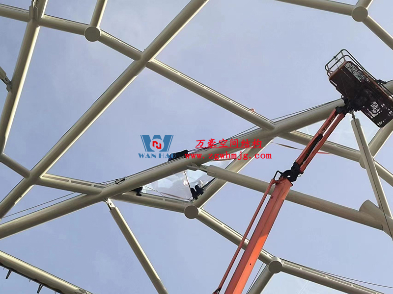 文一塘溪津門(mén)天幕鋼結(jié)構(gòu)及ETFE膜結(jié)構(gòu)氣枕膜工程