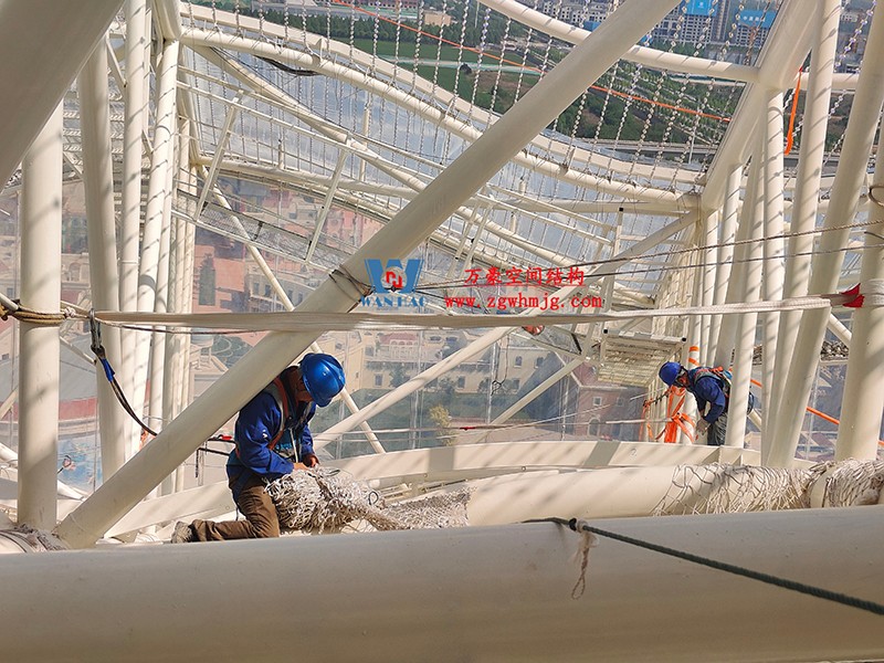 勞動最光榮，致敬一線工作者！