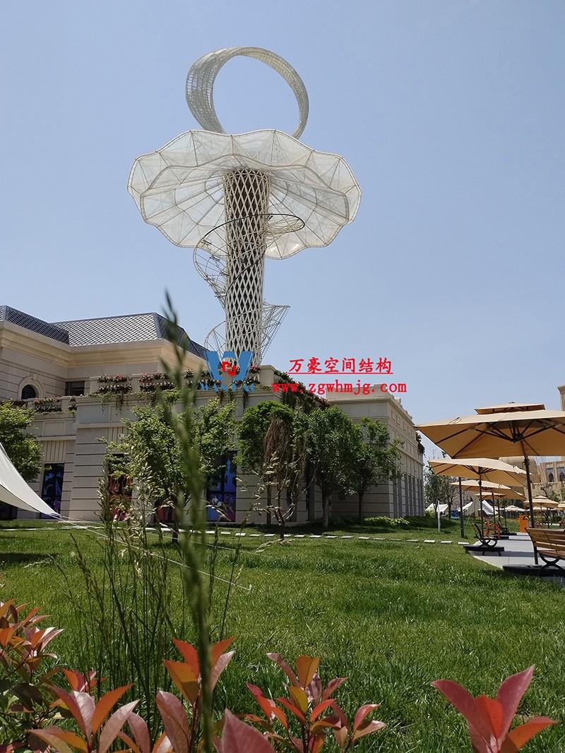 身姿輕盈，造型優(yōu)美的膜結構建筑