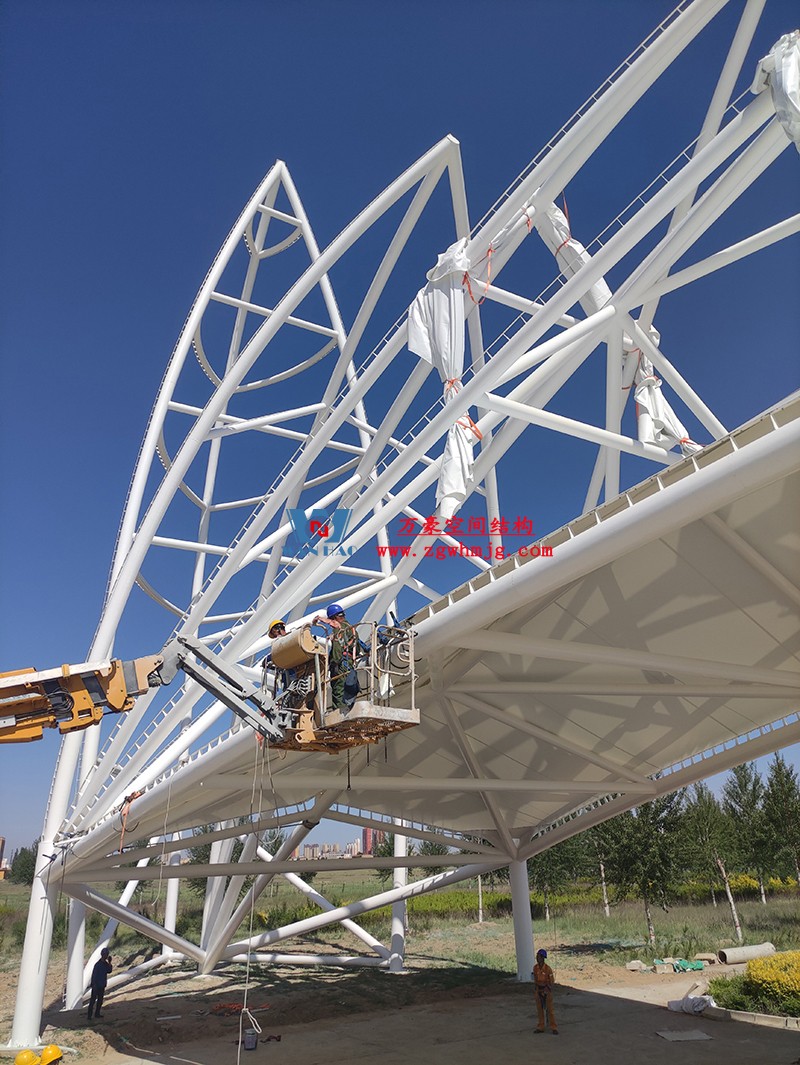 陜西定邊馬蓮灘沙漠公園鋼結(jié)構(gòu)工程 陜西定邊馬蓮灘沙漠公園鋼結(jié)構(gòu)工程