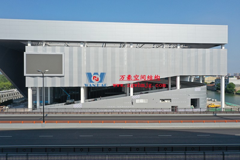 紹興國際會(huì)展中心C1區(qū)展廳幕墻網(wǎng)格膜工程 紹興國際會(huì)展中心C1區(qū)展廳幕墻網(wǎng)格膜工程