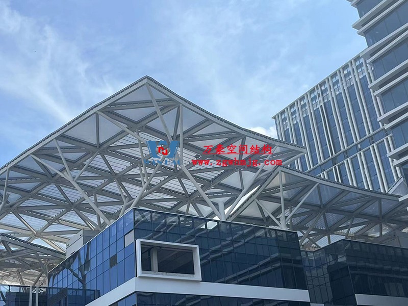 中交海南總部基地項(xiàng)目A地塊三標(biāo)段幕墻及欄桿工程