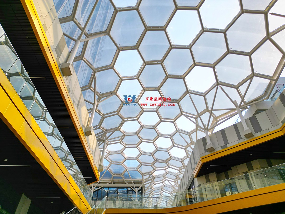 已完工，這個ETFE氣枕商業(yè)天幕閃亮登場！