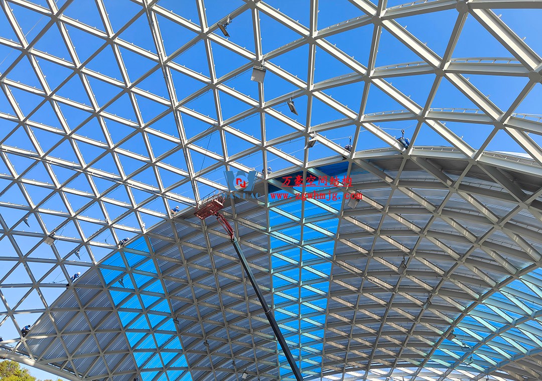 上海工程技術(shù)大學松江校區(qū)風雨操場ETFE膜結(jié)構(gòu)項目 上海工程技術(shù)大學松江校區(qū)風雨操場ETFE膜結(jié)構(gòu)項目