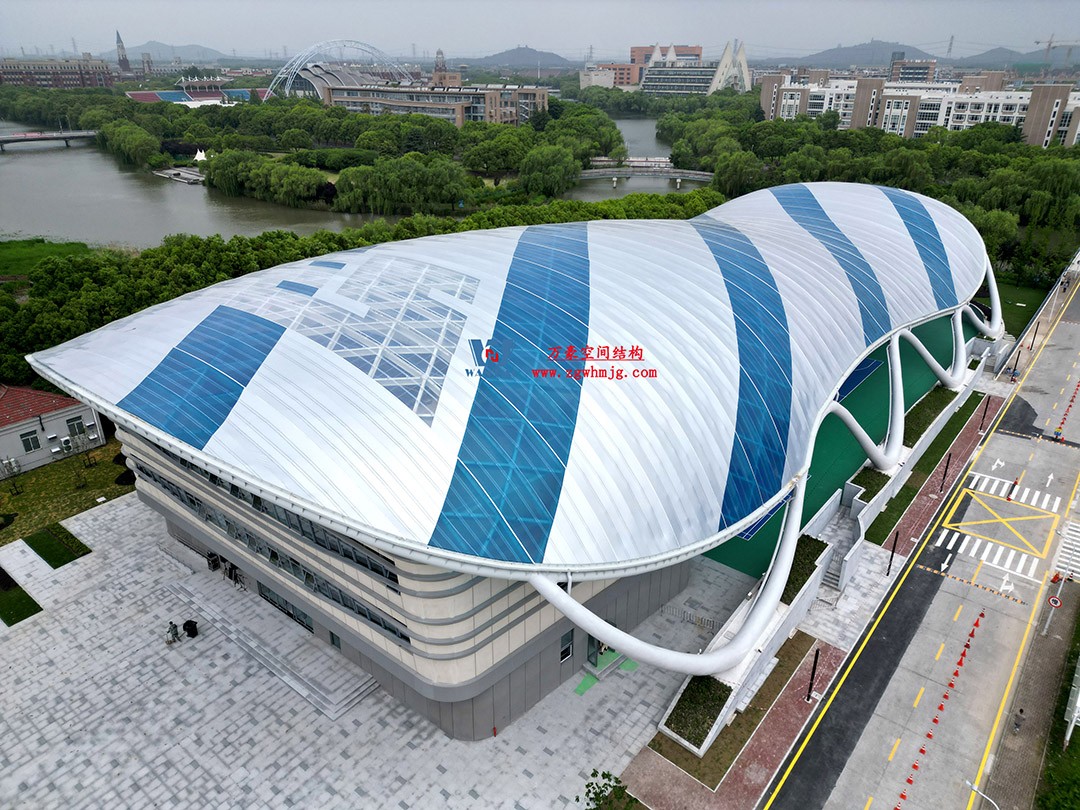 上海工程技術(shù)大學松江校區(qū)風雨操場ETFE膜結(jié)構(gòu)項目 上海工程技術(shù)大學松江校區(qū)風雨操場ETFE膜結(jié)構(gòu)項目