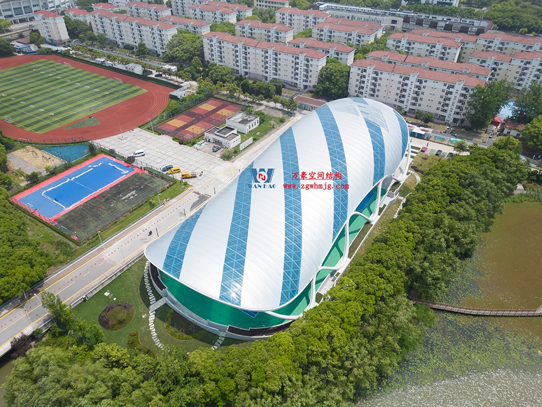 上海工程技術(shù)大學松江校區(qū)風雨操場ETFE膜結(jié)構(gòu)項目 上海工程技術(shù)大學松江校區(qū)風雨操場ETFE膜結(jié)構(gòu)項目