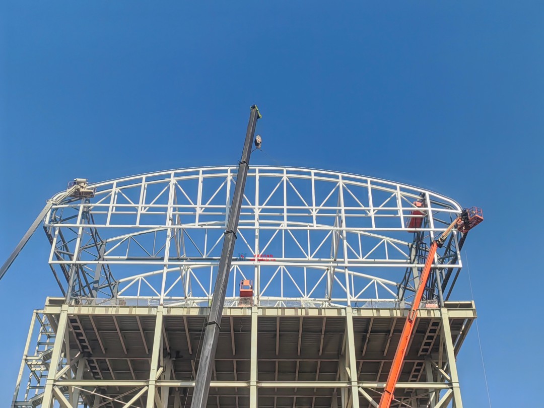 馭風(fēng)逐沙，織就賽道美學(xué)——比亞迪紹興嵊州賽車場(chǎng)干拔沙坡觀景平臺(tái)鋼膜結(jié)構(gòu)