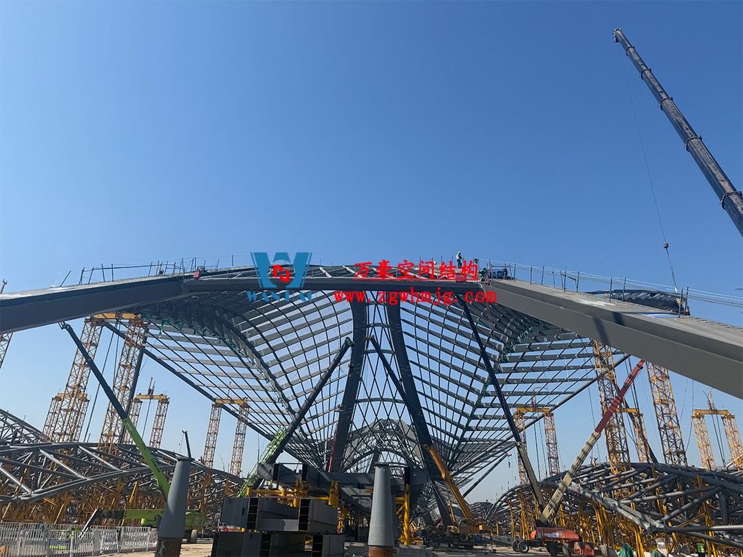 鄭州中原高鐵港數(shù)字展貿(mào)城鋼結(jié)構(gòu)項目 鄭州中原高鐵港數(shù)字展貿(mào)城鋼結(jié)構(gòu)項目