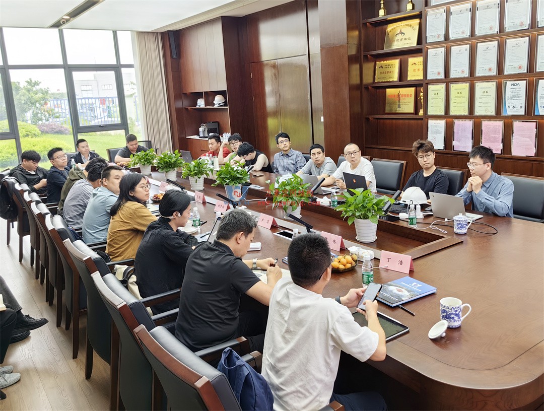 科技賦能品質(zhì)工程 | 萬豪集團攜手浙大團隊圓滿完成無錫奧體中心膜結(jié)構(gòu)排水試驗驗收