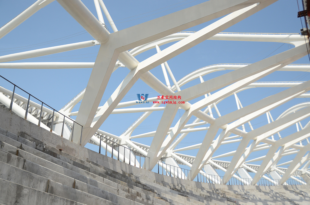 緊跟“蘇超熱浪”，火熱施工中，一只白鷺即將振翅高飛！