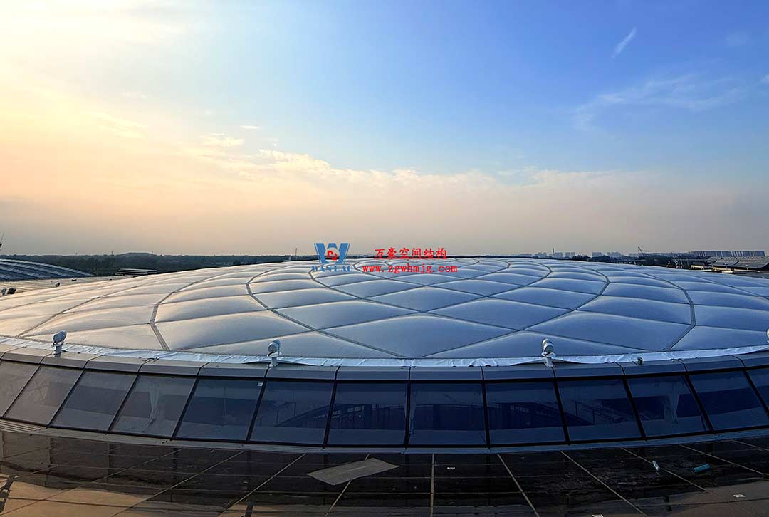 鄭州中原高鐵港數(shù)字展貿(mào)城ETFE PTFE膜結(jié)構(gòu)項目 鄭州中原高鐵港數(shù)字展貿(mào)城ETFE PTFE膜結(jié)構(gòu)項目