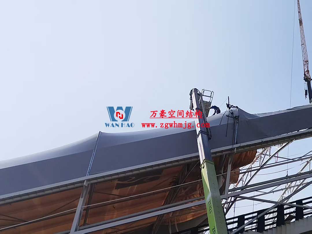 比亞迪紹興嵊州賽車場干拔沙坡觀景平臺PTFE膜結(jié)構(gòu) 比亞迪紹興嵊州賽車場干拔沙坡觀景平臺PTFE膜結(jié)構(gòu)