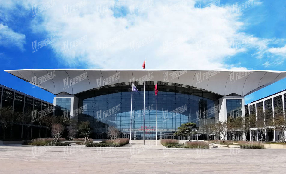 PTFE膜材有哪些特點？為什么PTFE膜材如此受歡迎?