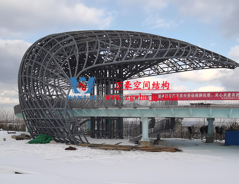 什么是異形鋼結(jié)構(gòu)？復(fù)雜空間異形鋼結(jié)構(gòu)該如何選擇廠家？