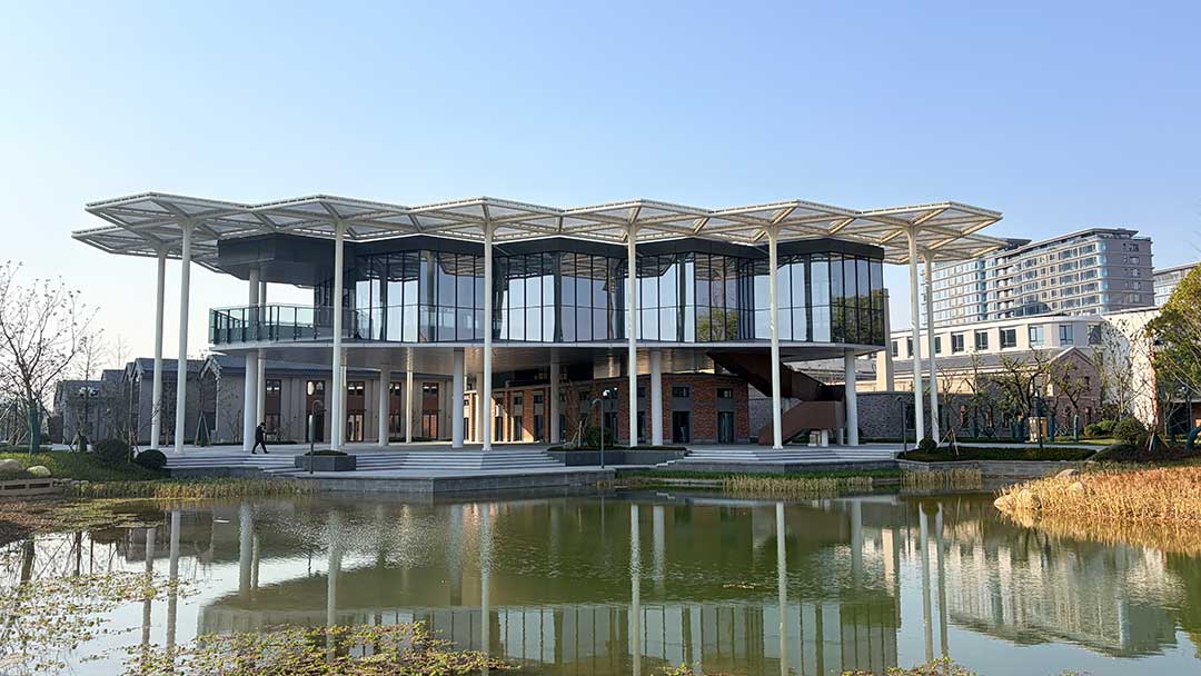 ETFE膜結(jié)構(gòu)倒傘核心優(yōu)勢在哪里？