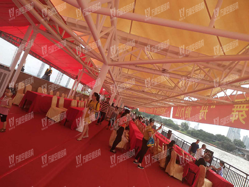 龍舟廣場水上比賽看臺膜結(jié)構(gòu)項(xiàng)目 龍舟廣場水上比賽看臺膜結(jié)構(gòu)項(xiàng)目