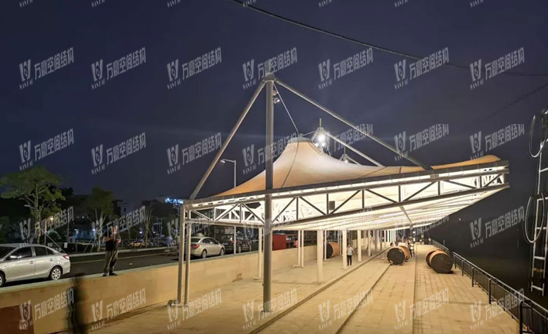 東莞市東江西岸PTFE網(wǎng)格覆膜結(jié)構(gòu) 東莞市東江西岸PTFE網(wǎng)格覆膜結(jié)構(gòu)